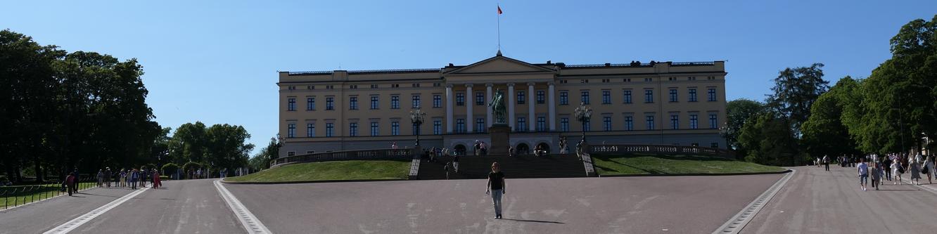 6657_Koenigliches-Schloss_Oslo